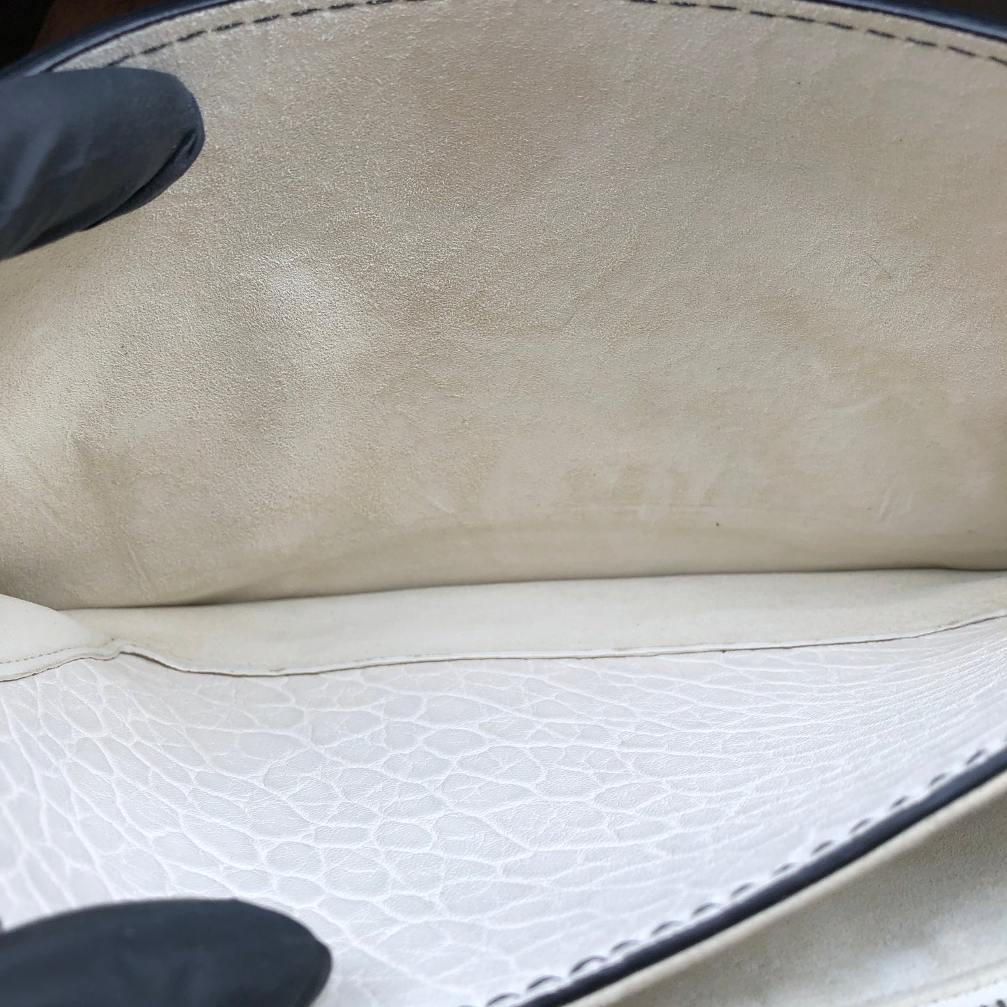 Christian Dior Dio(r)evolution Cream Grained Calfskin shoulder Bag