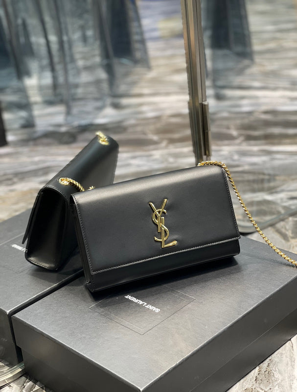 Yves Saint Laurent - Bags - 180