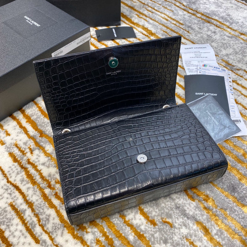 Yves Saint Laurent Uptown Modern Handbag