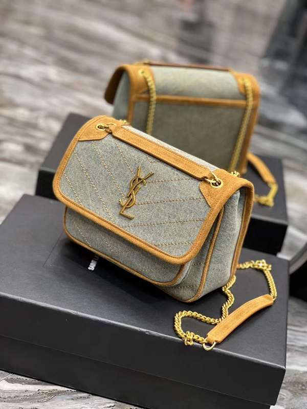 Yves Saint Laurent Boutique Polished Handbag