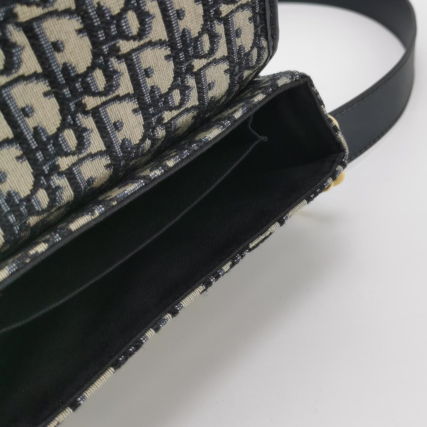 Dior Montaigne Shoulder Bag - Rovelle Bags
