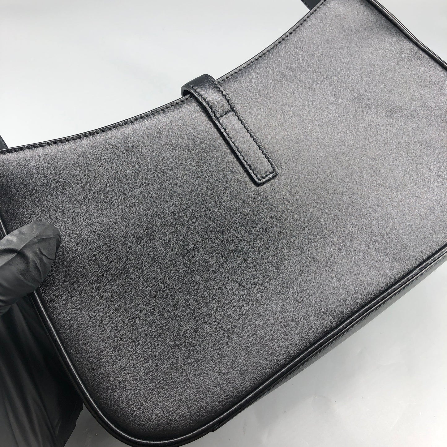Saint Laurent Le 5 à 7 Smooth Leather Hobo Shoulder Bag Black
