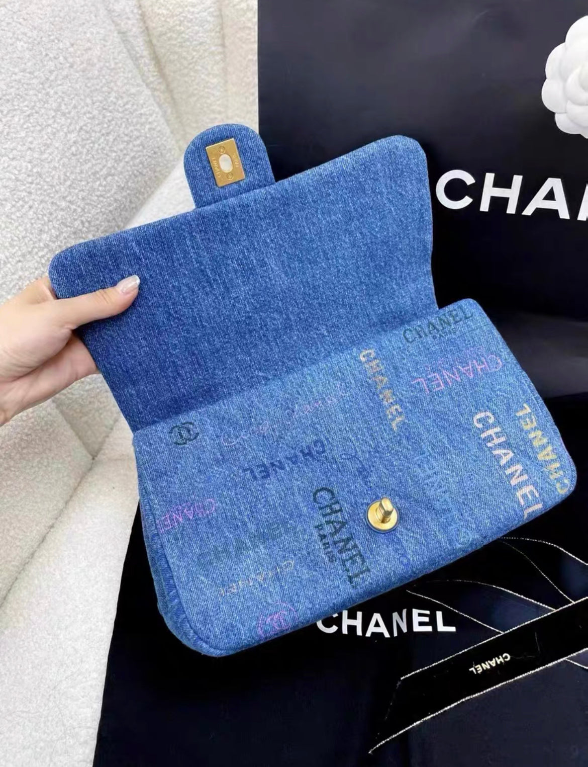Chanel Chanel 22 Shoulder Bag - Rovelle Bags