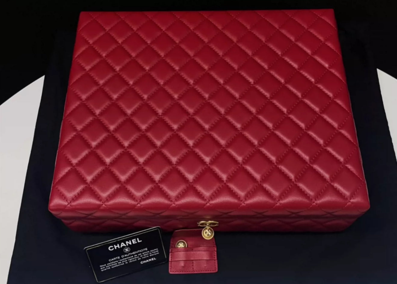 Chanel Handbag - Rovelle Bags