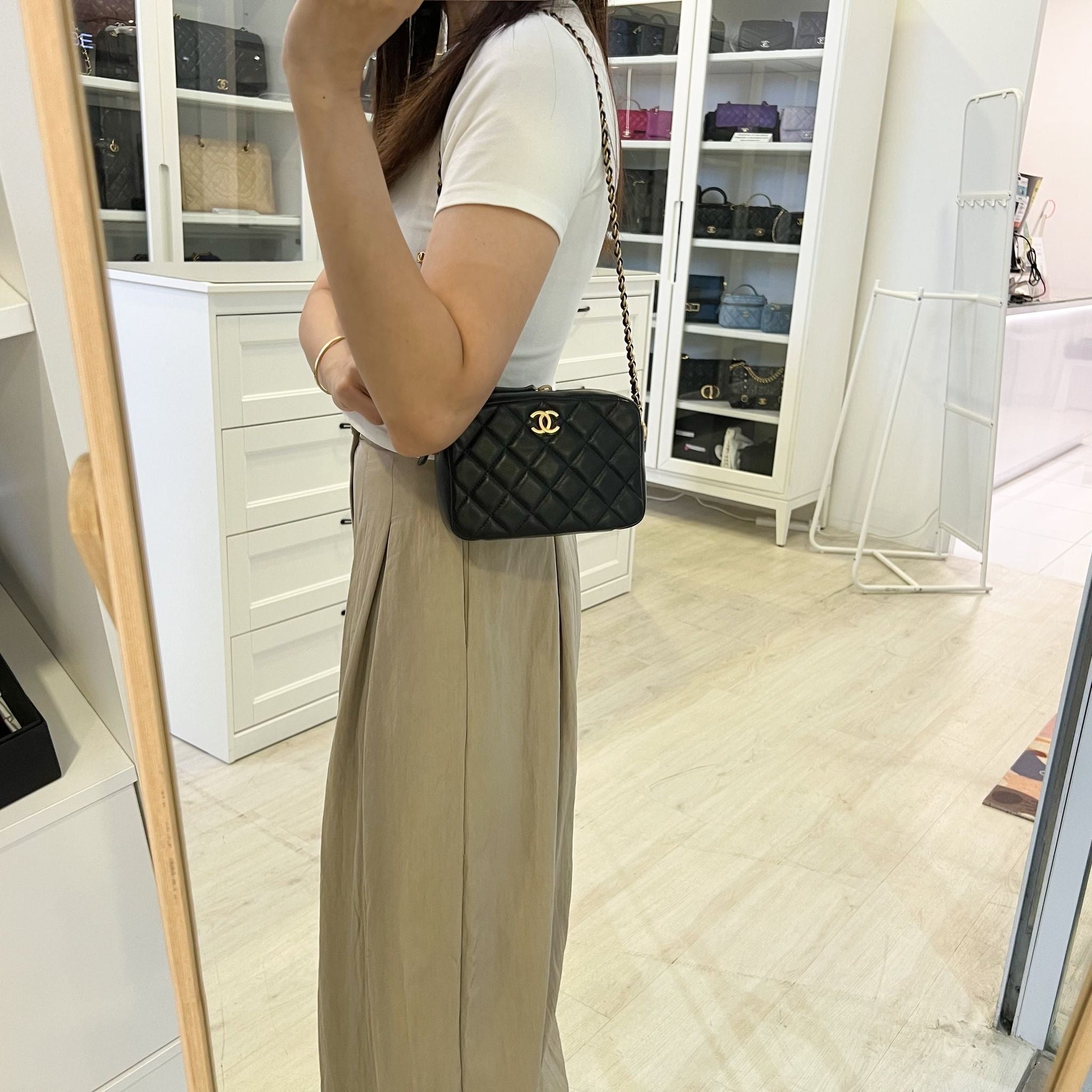Chanel 22S Pearl Crush Camera Camera Bag - Rovelle Bags
