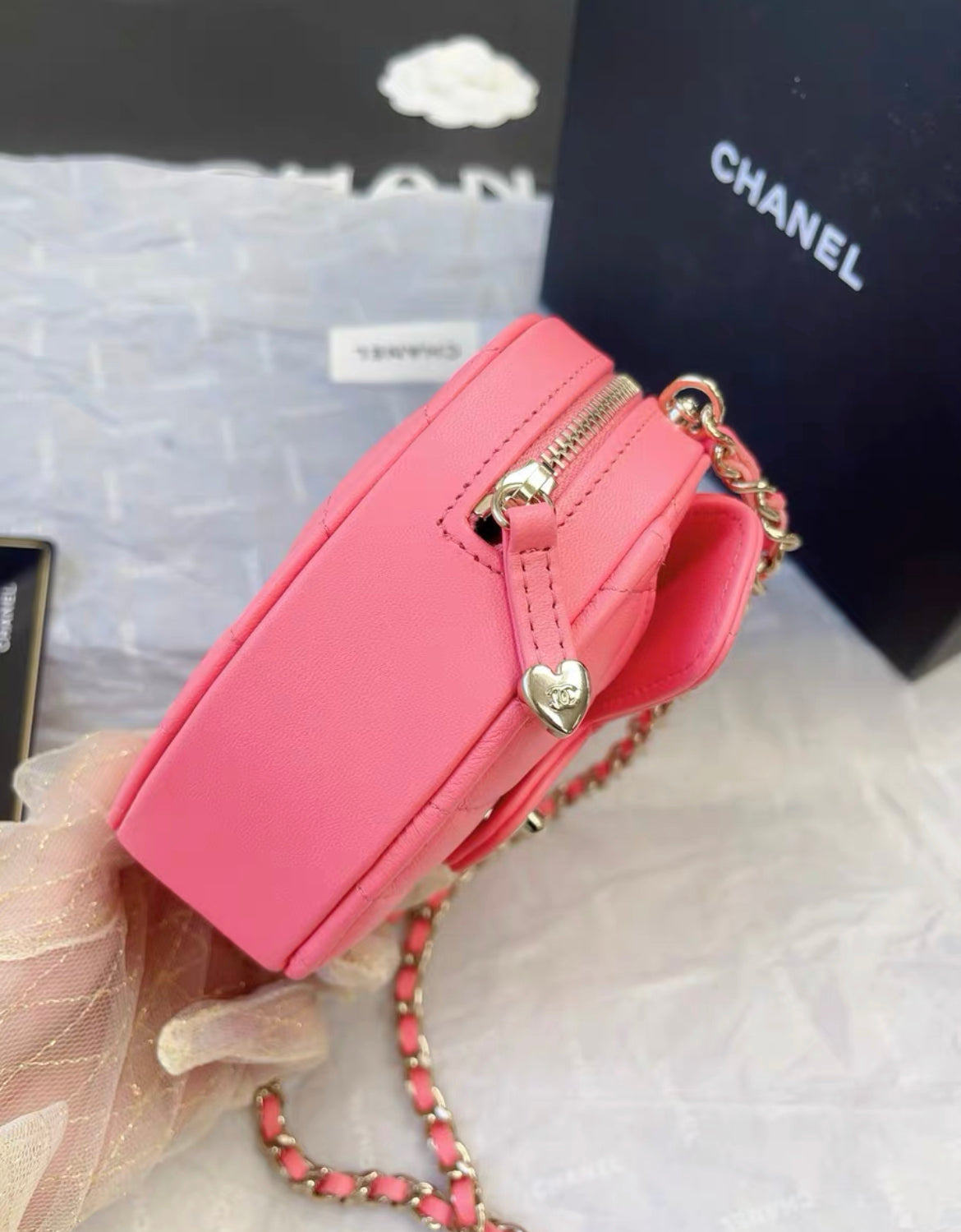 Chanel Chanel 22 Shoulder Bag - Rovelle Bags
