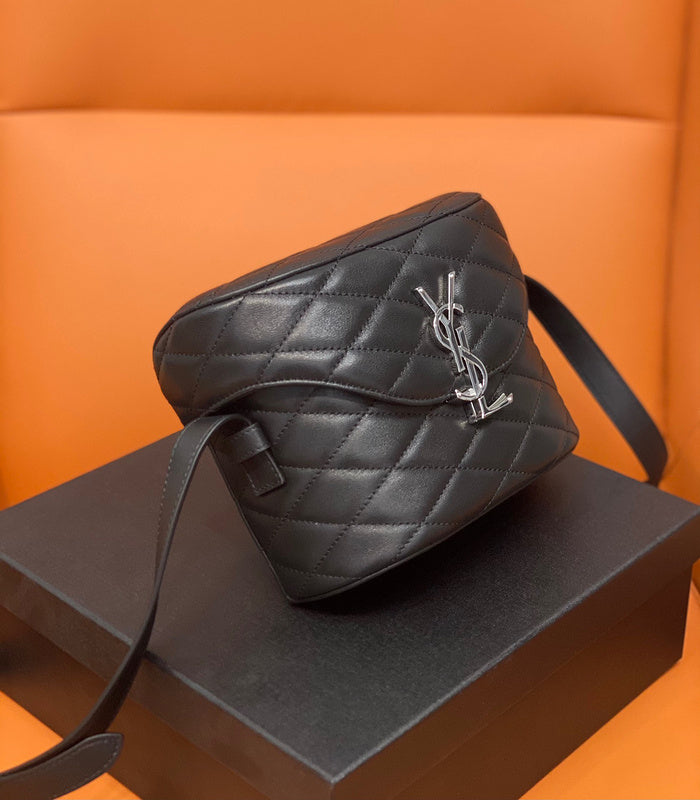 Yves Saint Laurent - Bags - 295