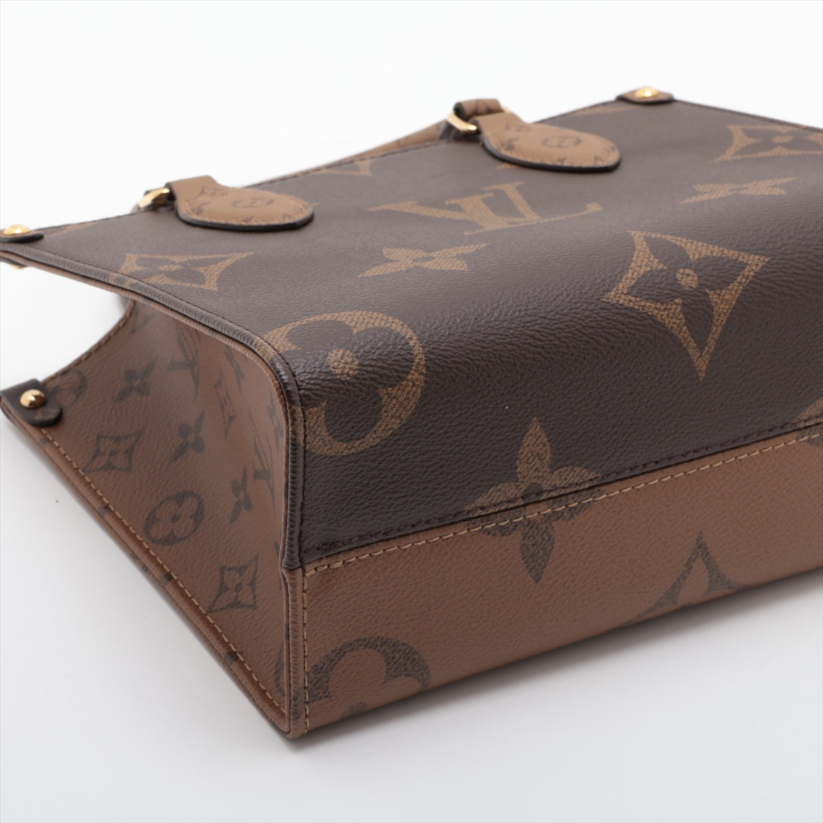 Louis Vuitton monogram giant reverse onzago PM M46373 Tote bag responsiveness