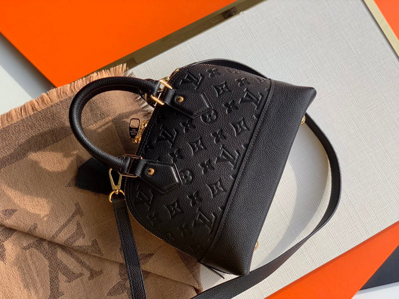 Louis Vuitton Luxury Bags 1766