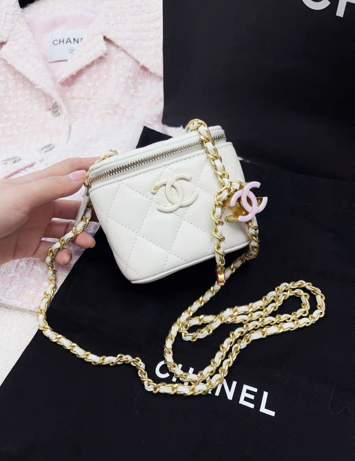 Chanel Vanity Clutch - Rovelle Bags