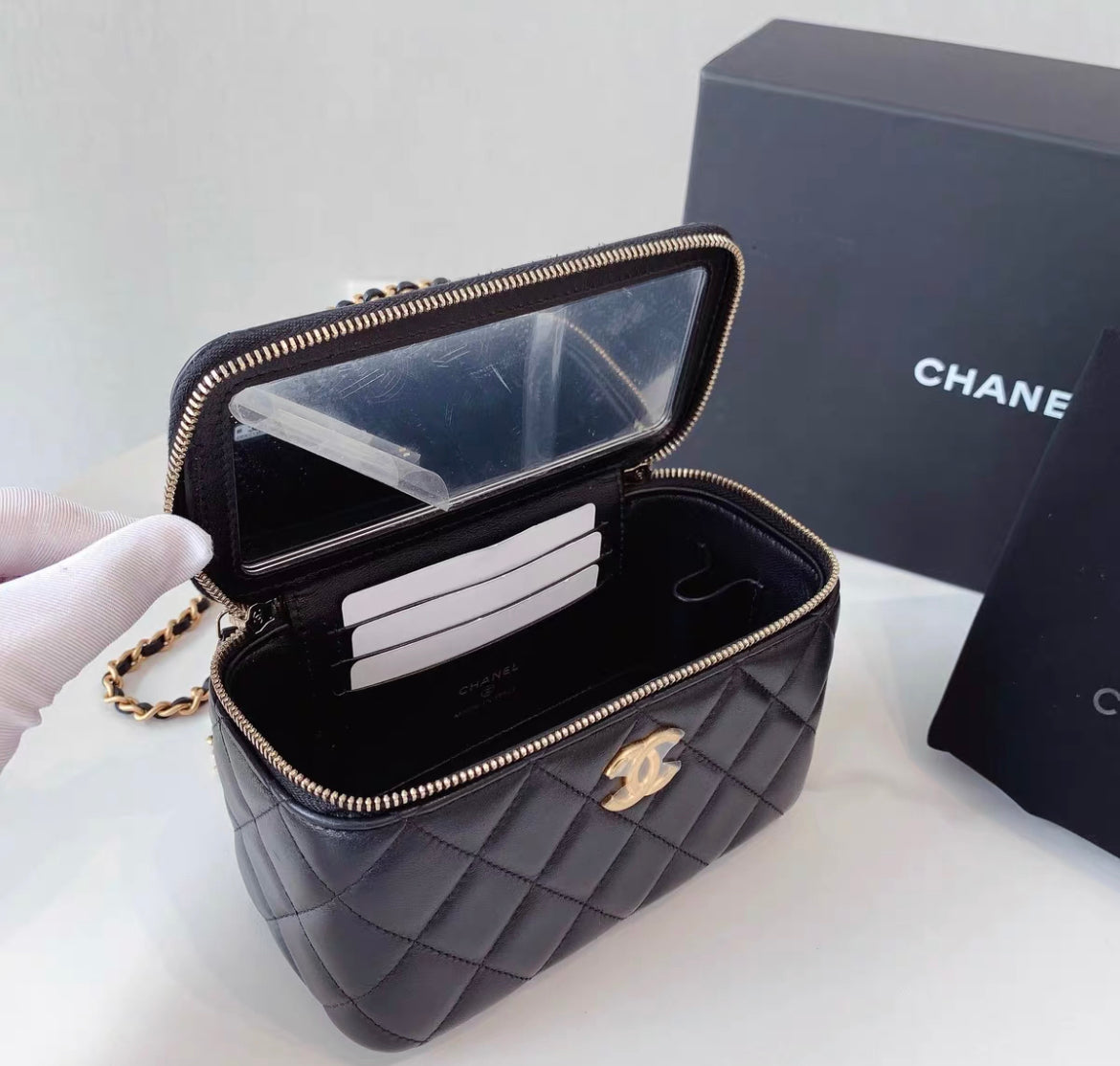 Chanel Vanity Clutch - Rovelle Bags