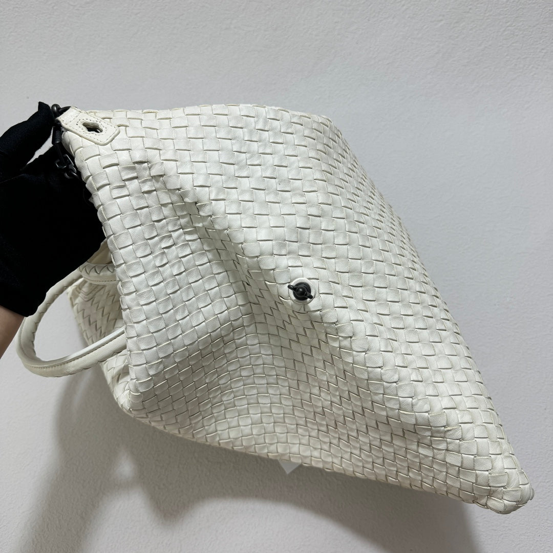 Bottega Veneta Veneta Tote - Rovelle Bags