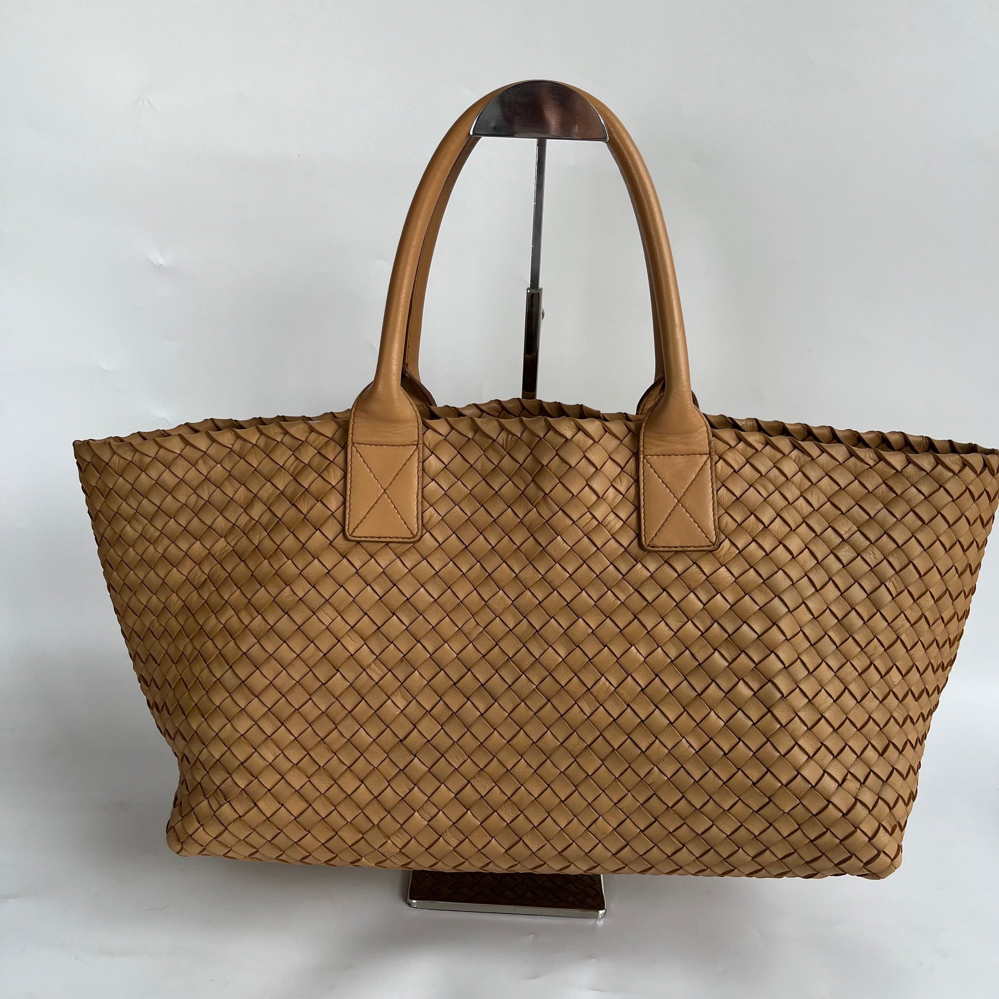Bottega Veneta Cabat Tote - Rovelle Bags