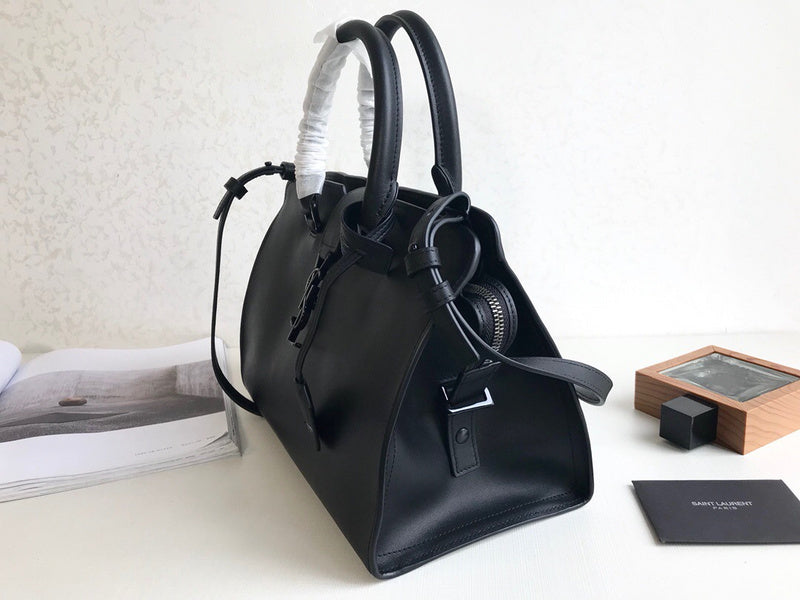 Yves Saint Laurent - Bags - 401
