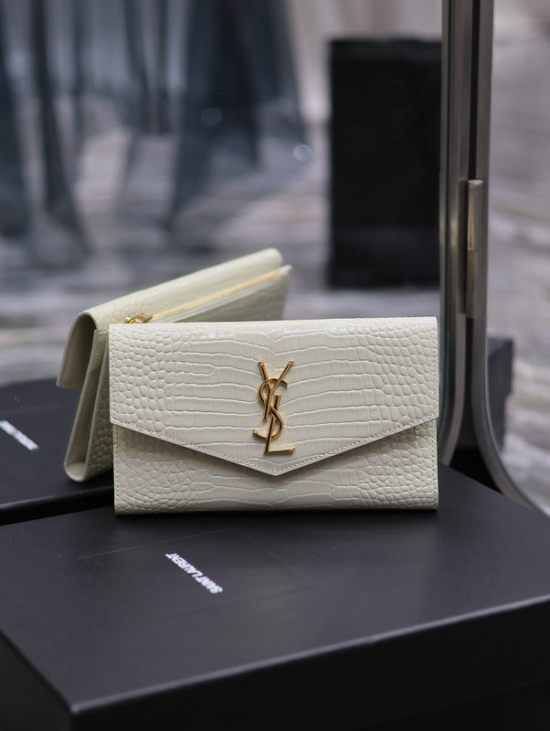 Yves Saint Laurent - Bags - 595