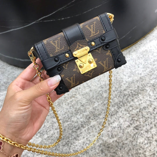 Louis Vuitton Luxury Bags 1814