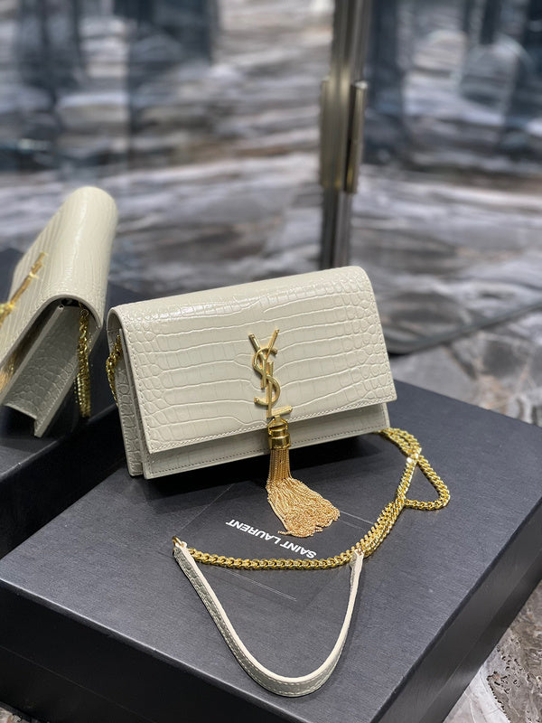 Yves Saint Laurent Day Classic Handbag