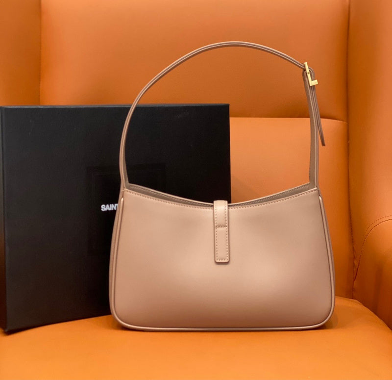 Yves Saint Laurent - Bags - 230