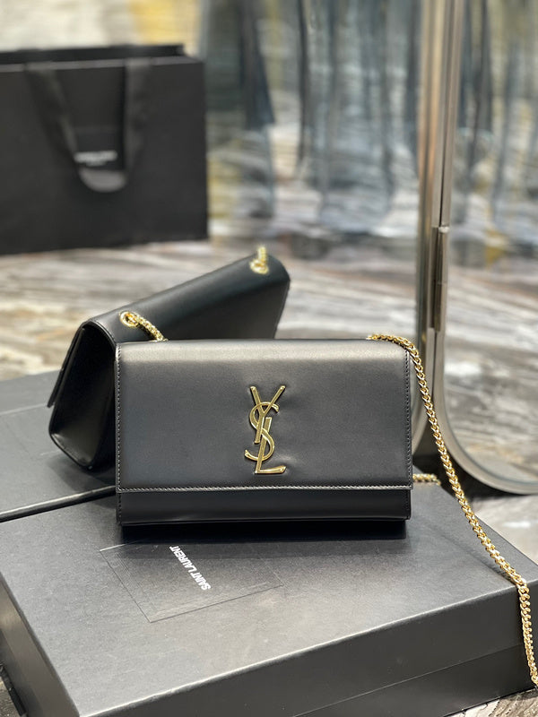 Yves Saint Laurent - Bags - 180