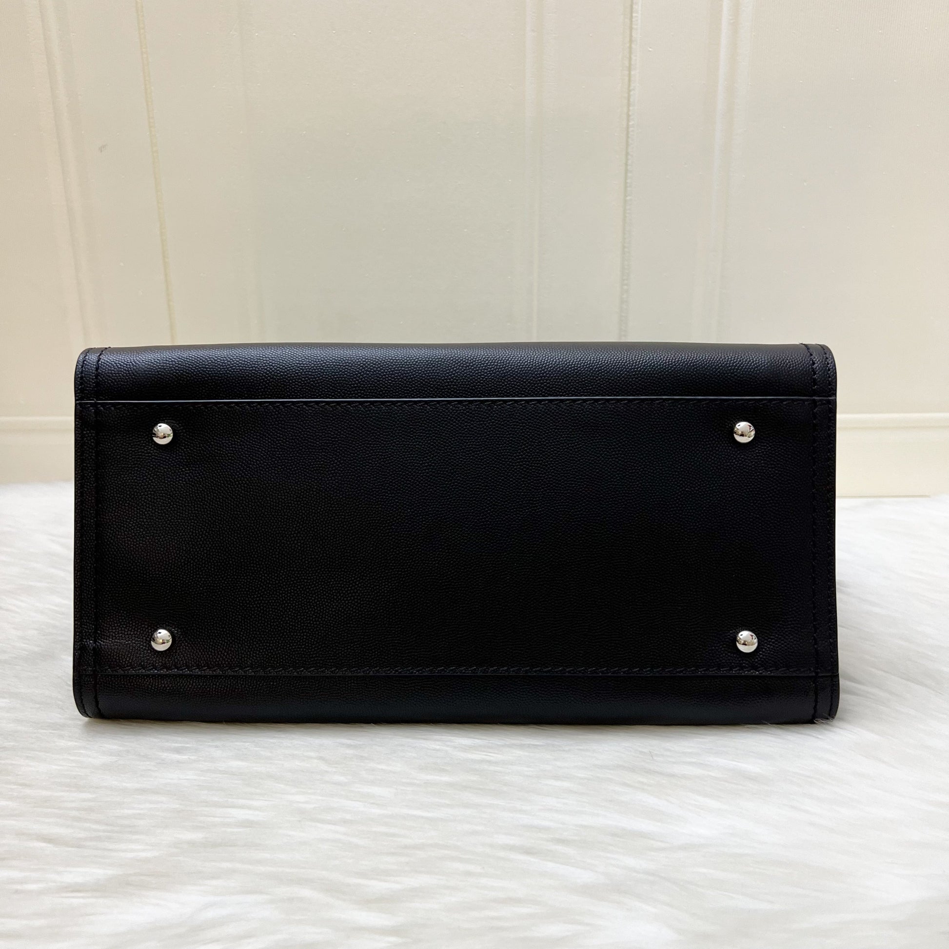 Chanel Small / Medium Deauville Tote Tote Bag - Rovelle Bags