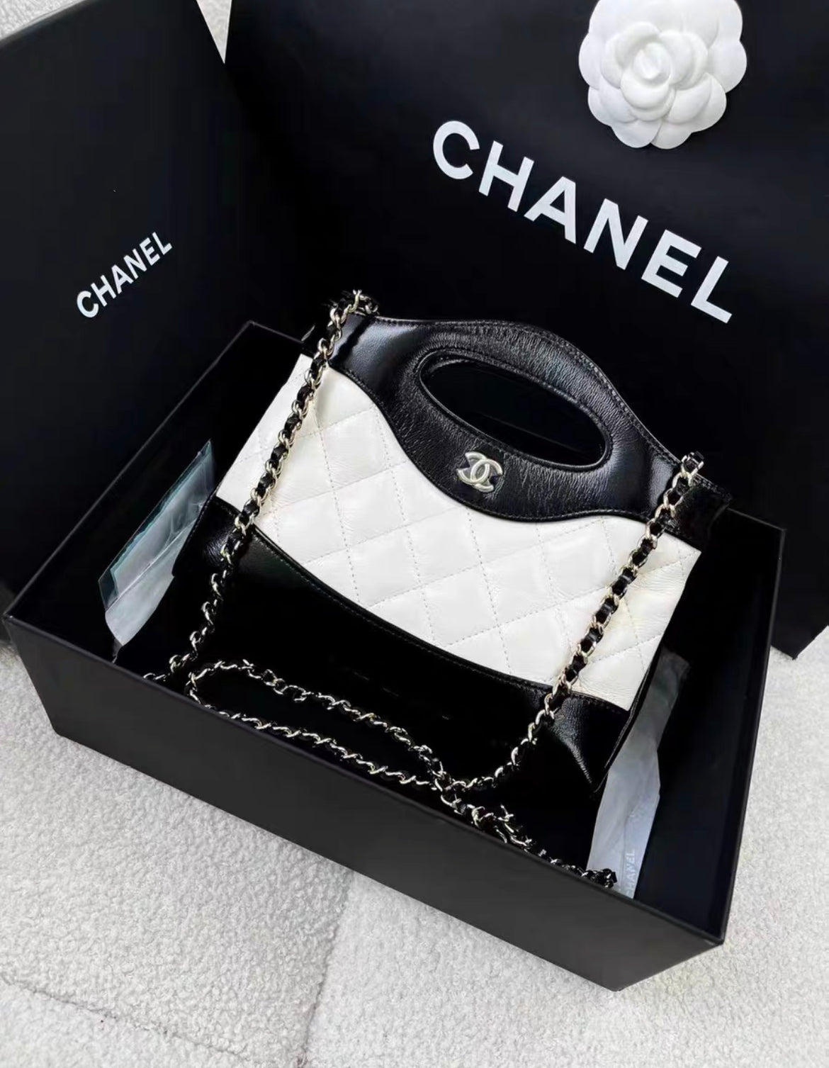 Chanel Handbag - Rovelle Bags