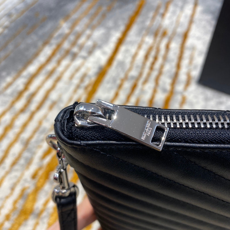 Yves Saint Laurent - Bags 070