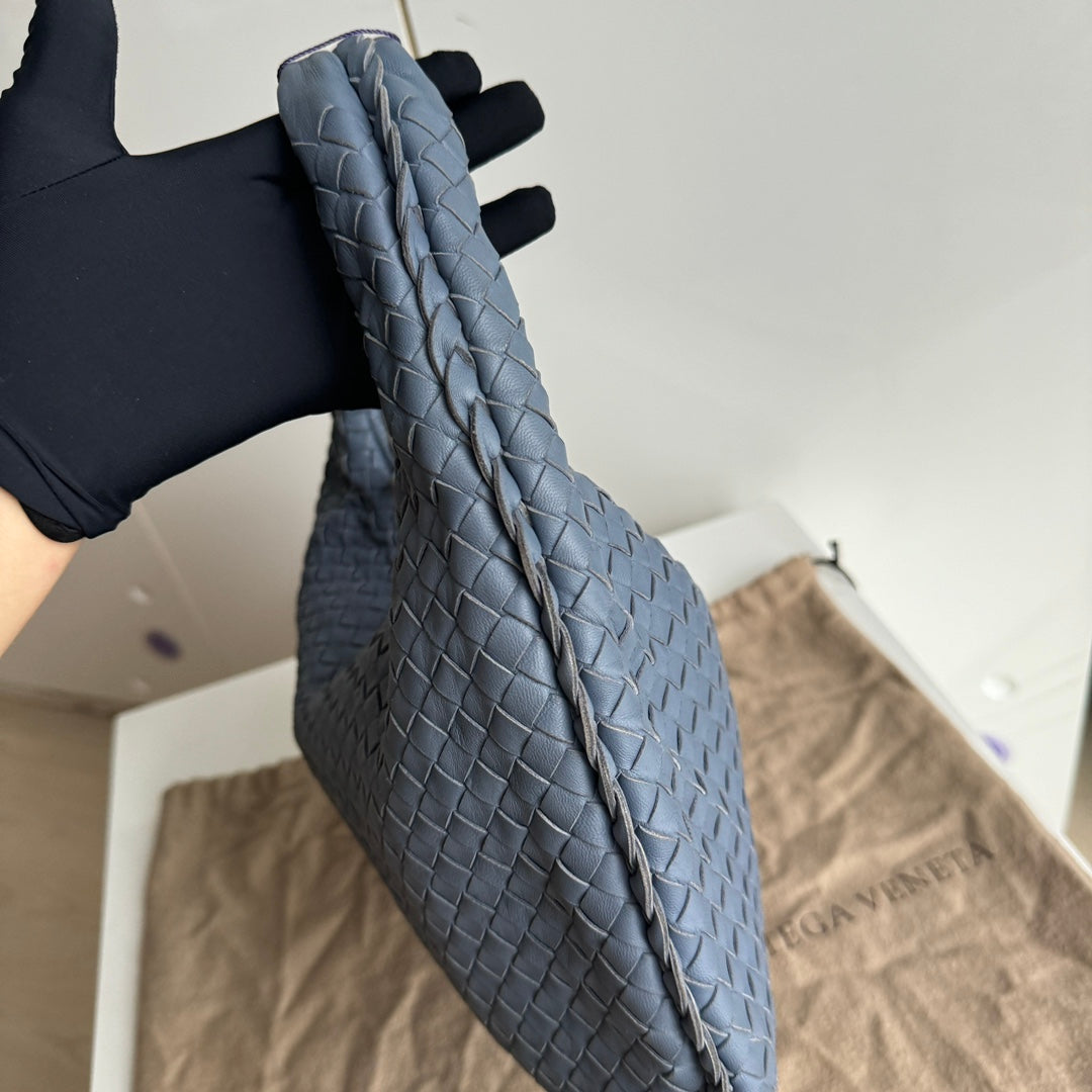 Bottega Veneta Veneta Shoulder Bag - Rovelle Bags