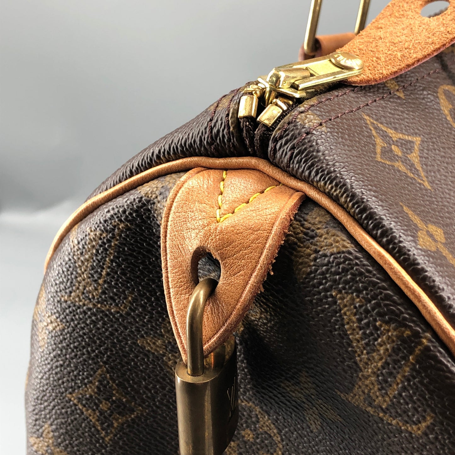 Louis Vuitton 30 Handbag Brown Monogram