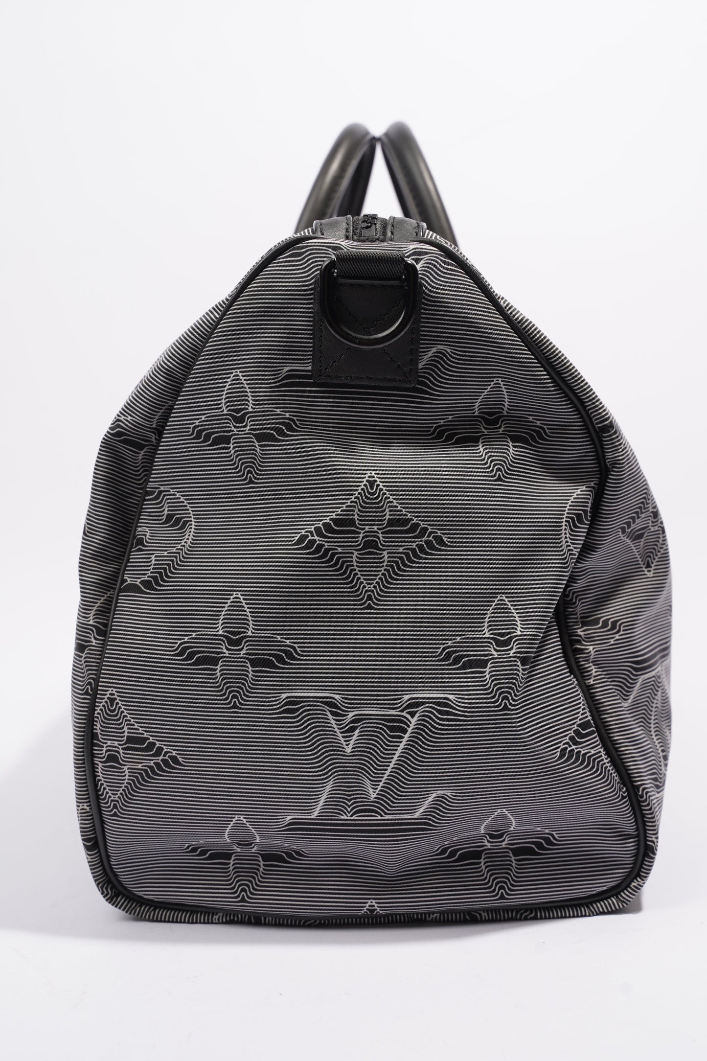 Louis Vuitton Reversible Keepall Bandouliere Black & White Monogram Nylon 50