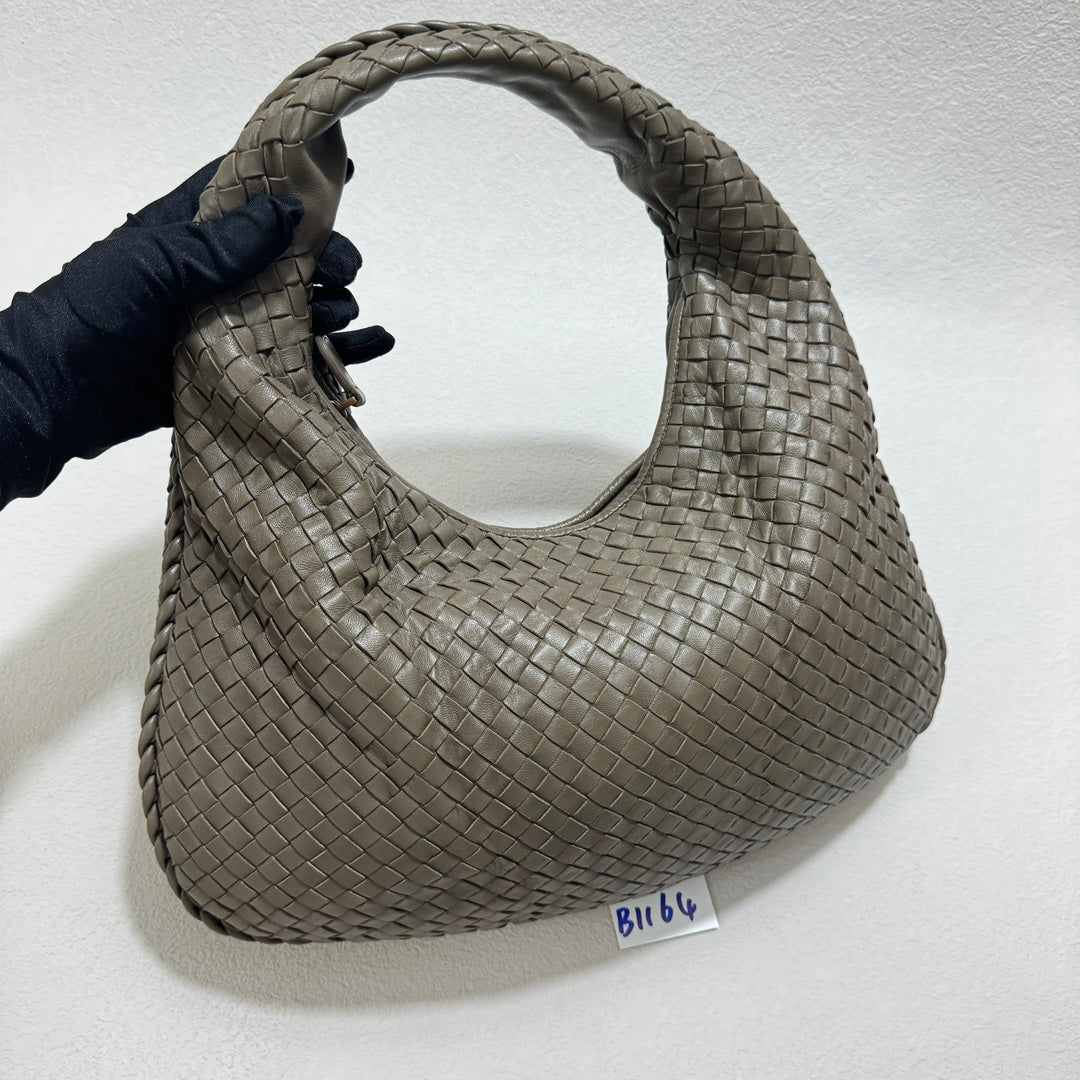 Bottega Veneta Veneta Shoulder Bag - Rovelle Bags
