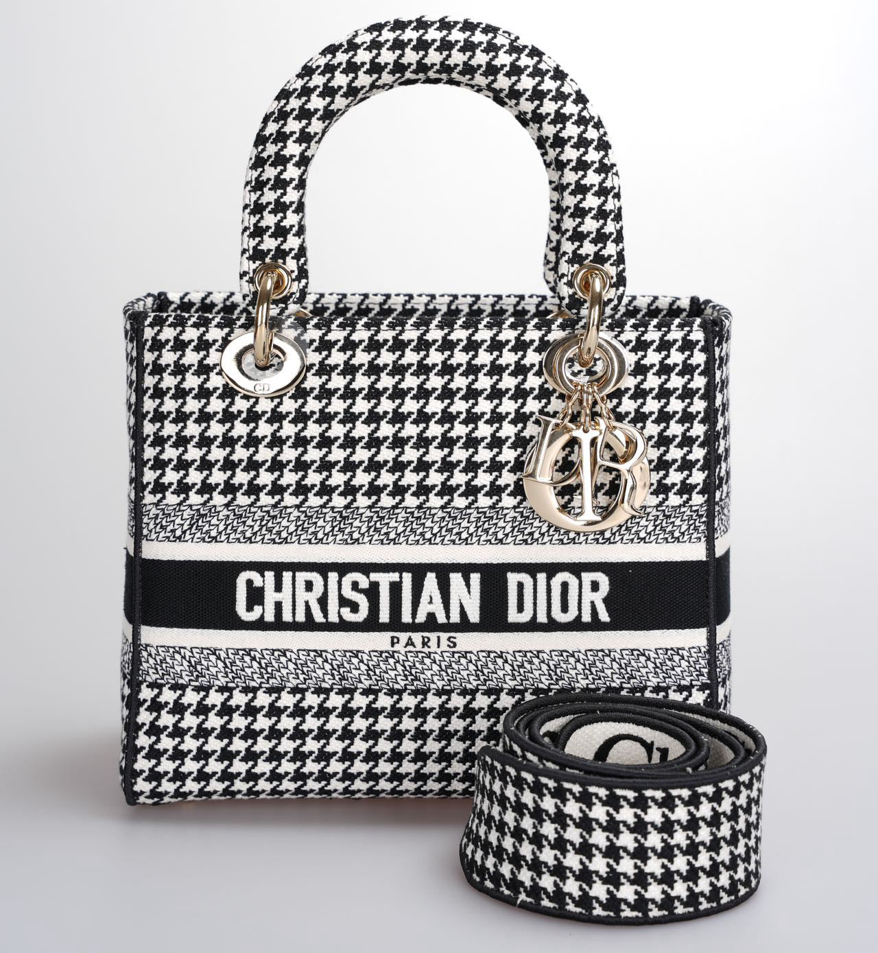 Dior D-Lite Tote - Rovelle Bags
