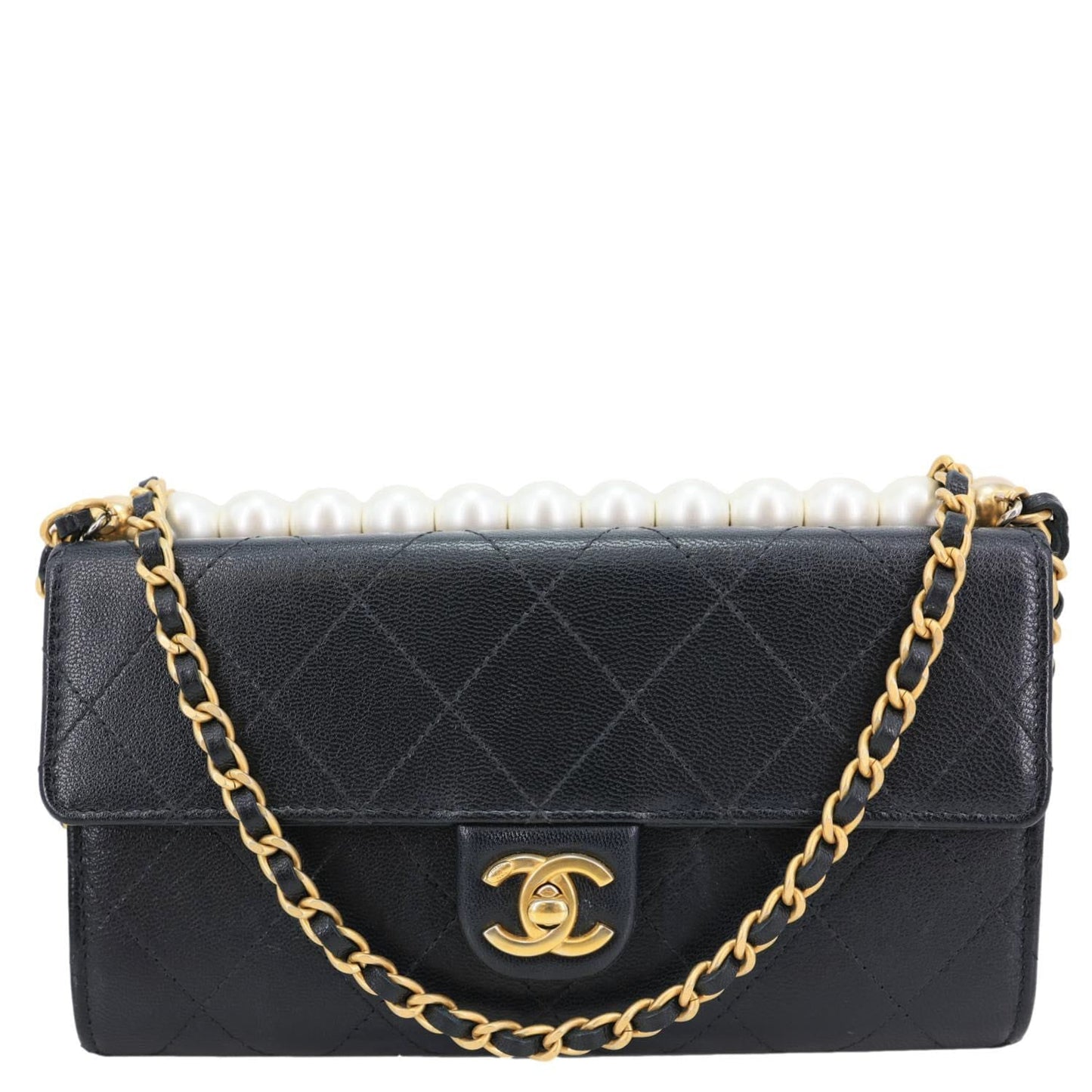 CHANEL Chic Pearls Quilted Goatskin Leather Clutch On Chain Black