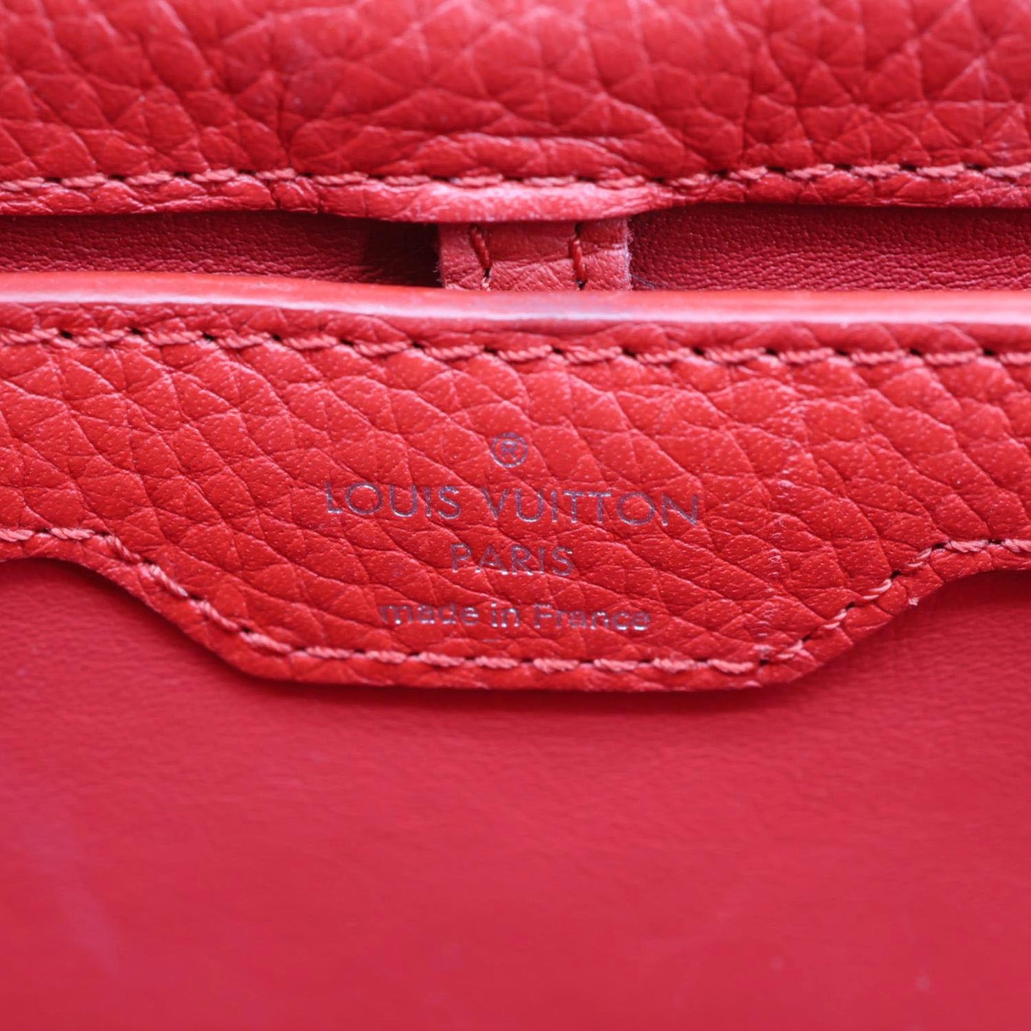 LOUIS VUITTON Capucines MM Taurillon Leather Satchel Bag Red