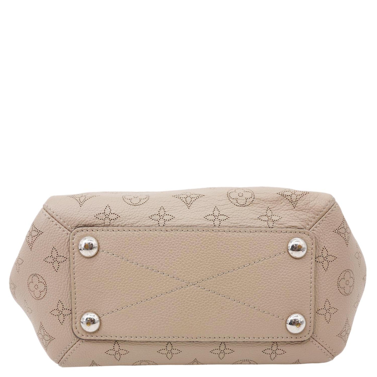 LOUIS VUITTON Babylone BB Mahina Leather Chain Shoulder Bag Galet