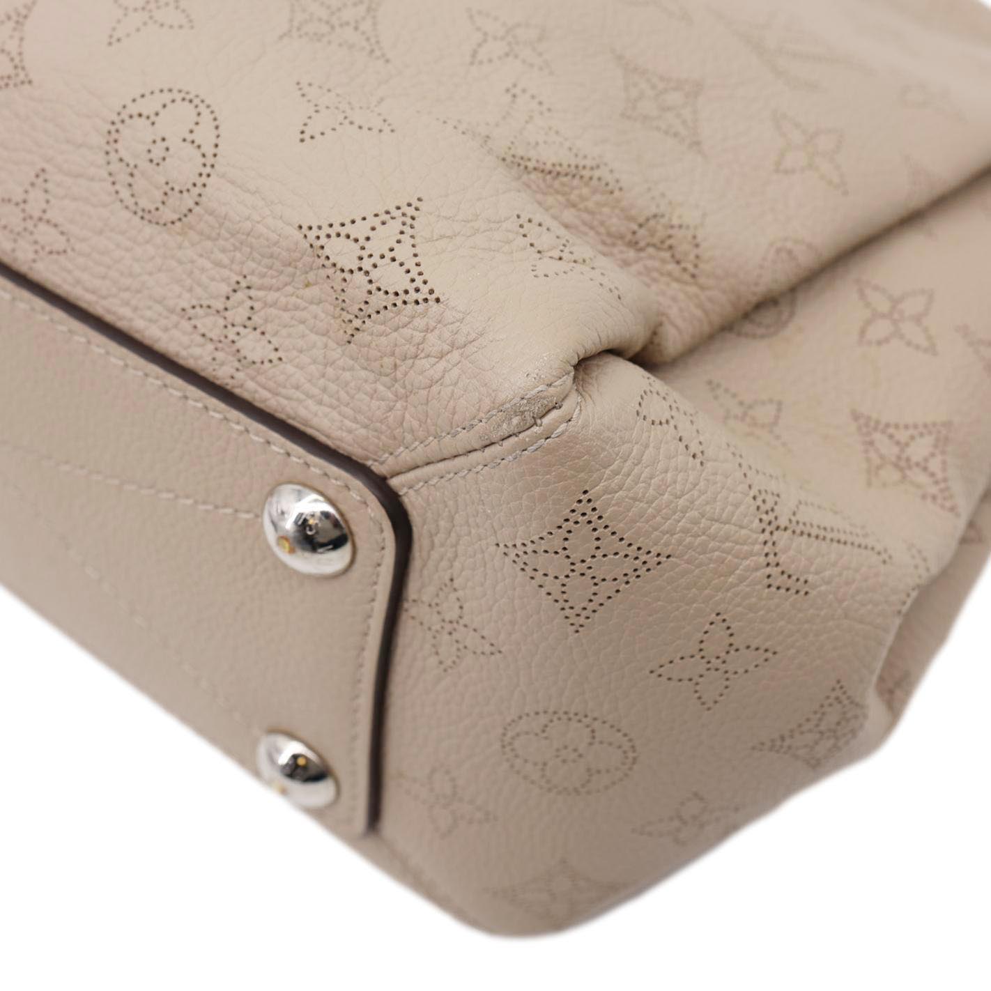 LOUIS VUITTON Babylone BB Mahina Leather Chain Shoulder Bag Galet