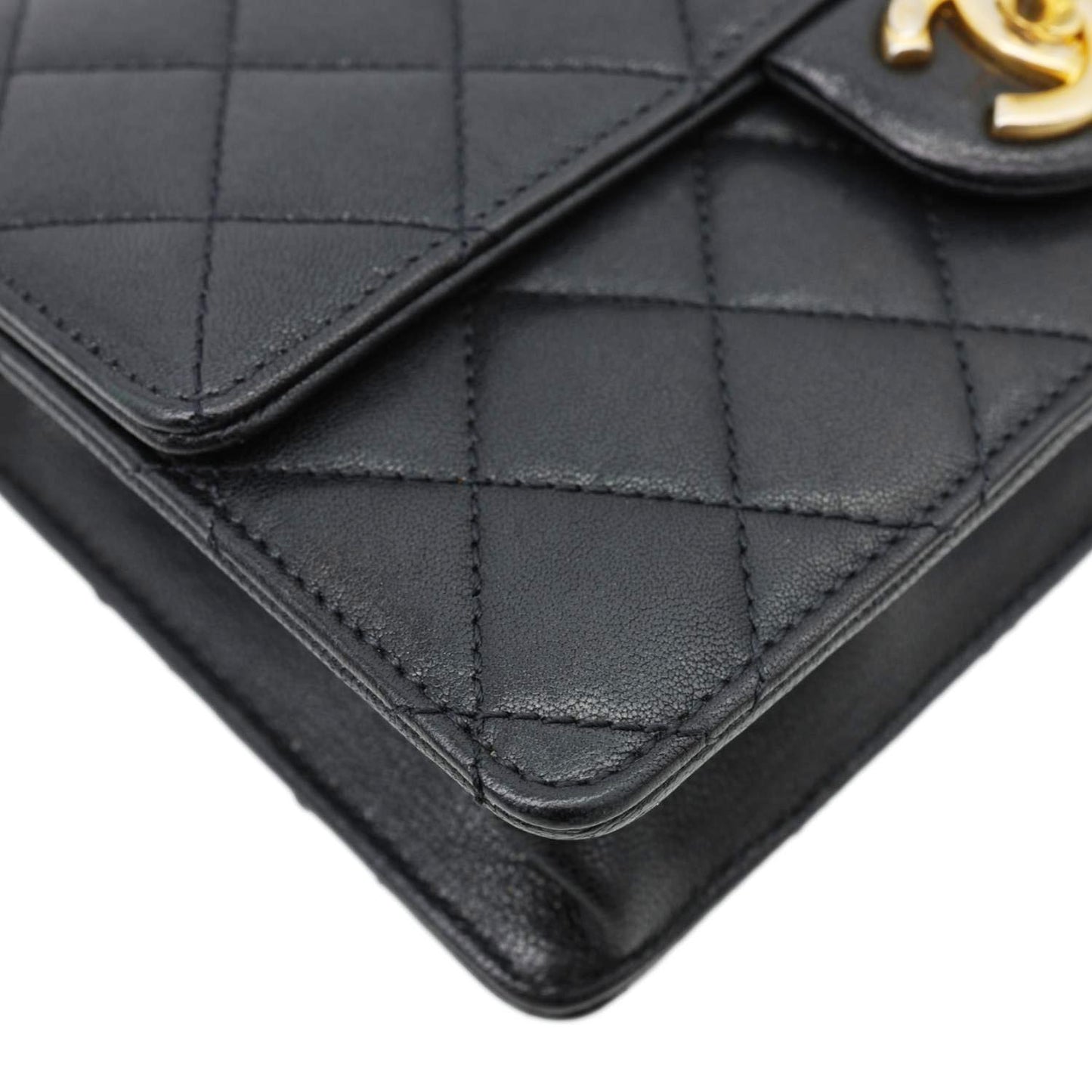 CHANEL Chic Pearls Flap Small Quilted Leather Shoulder Bag Black