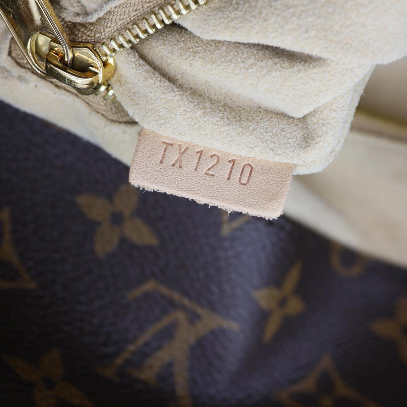LOUIS VUITTON Artsy MM NM Monogram Canvas Shoulder Bag Brown