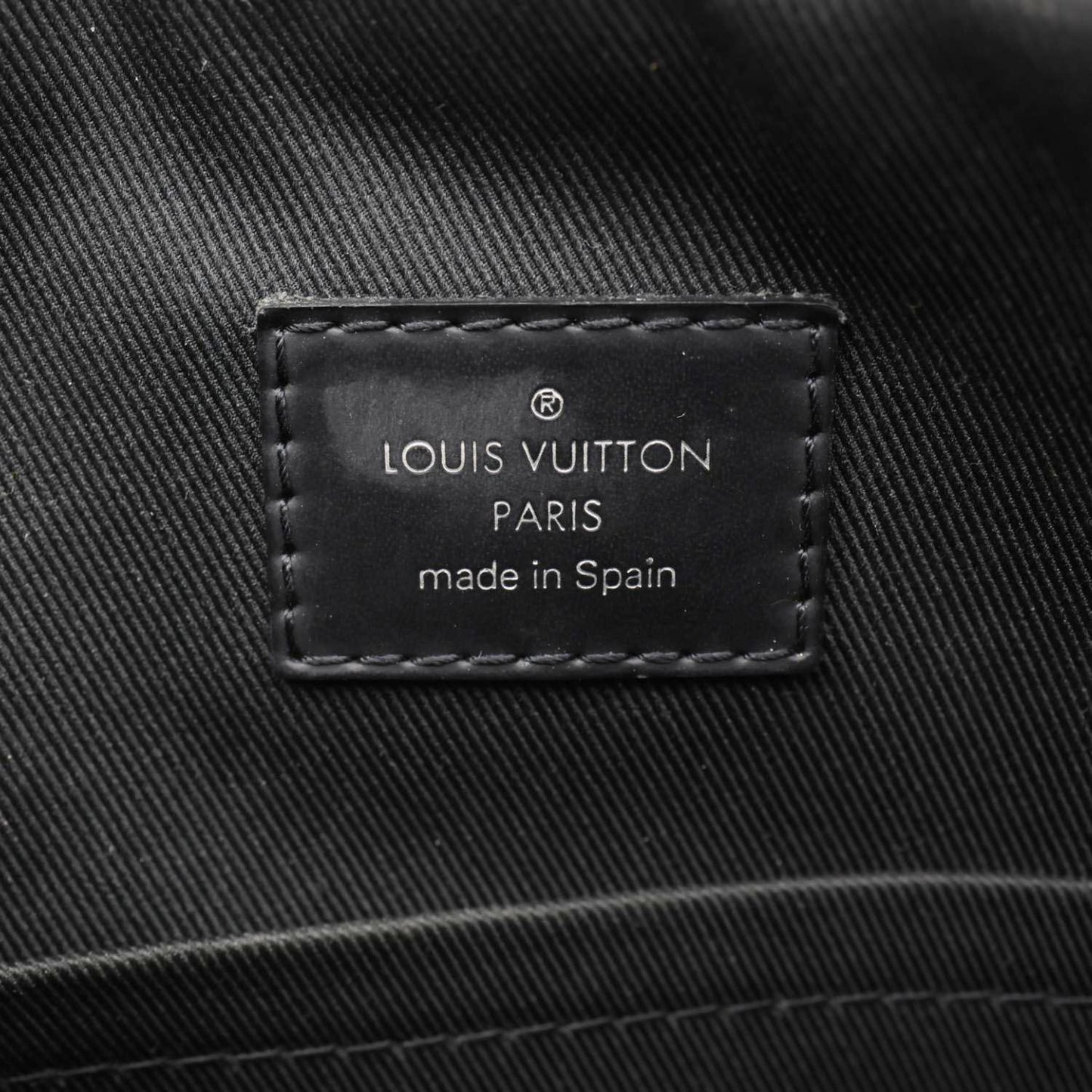 LOUIS VUITTON Dayton Reporter PM Damier Graphite Crossbody Bag Black