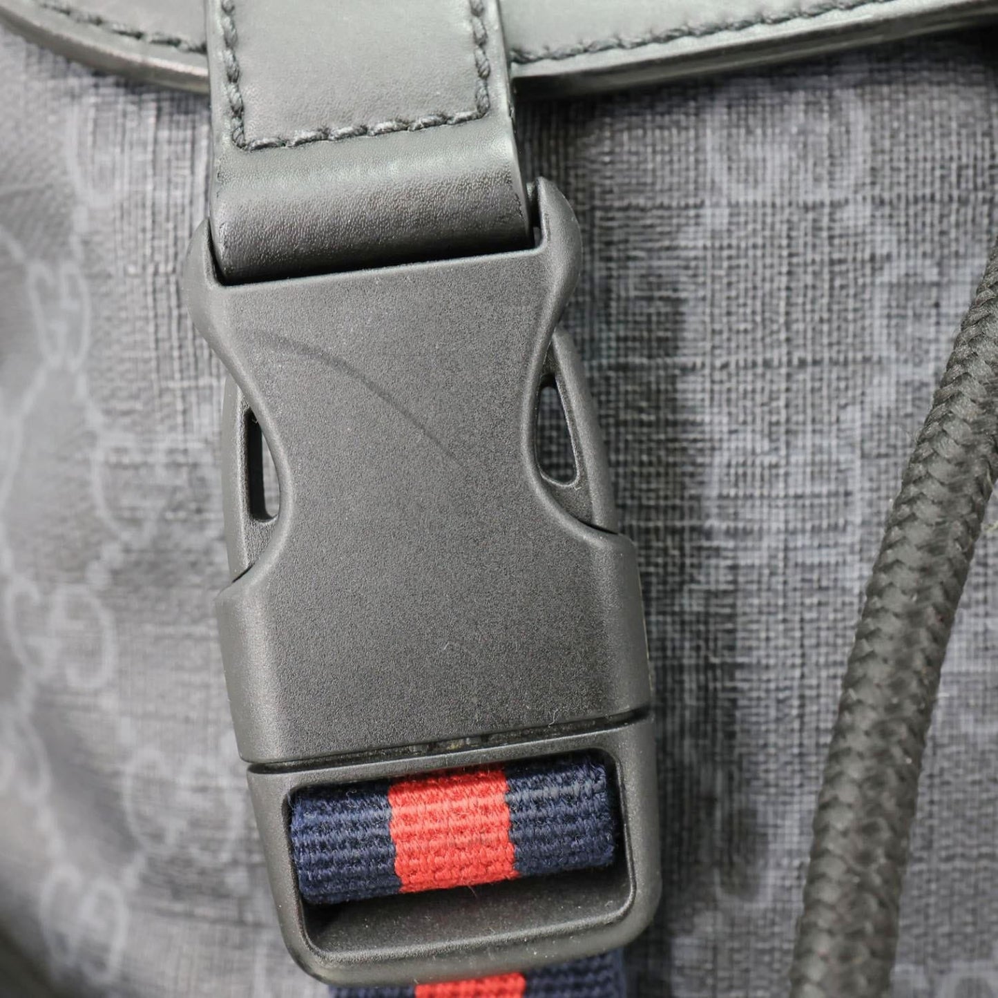 GUCCI GG Supreme Canvas Backpack Black 495563