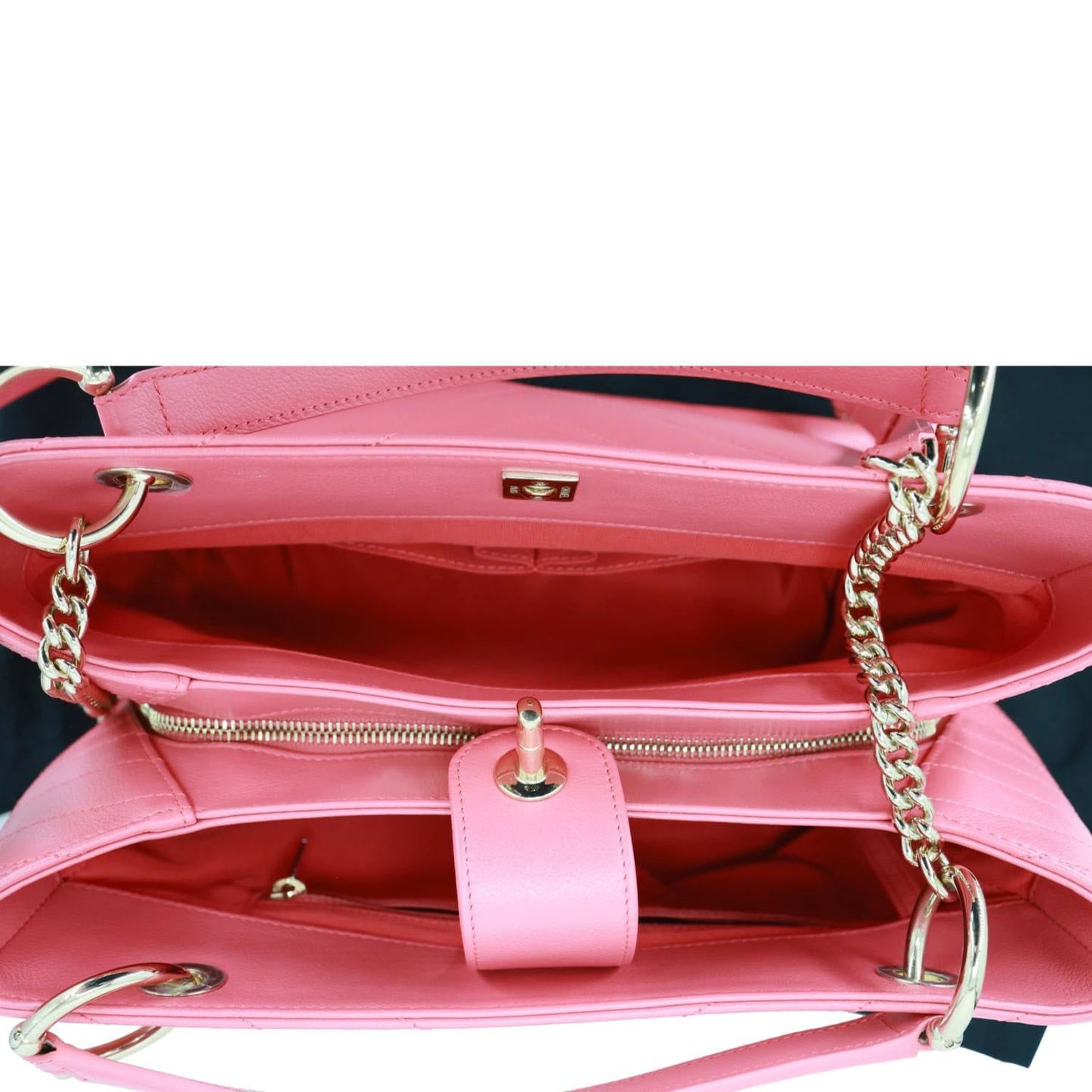 CHANEL Stitched Chevron Calfskin Leather Chic Shopping Tote Bag Pink