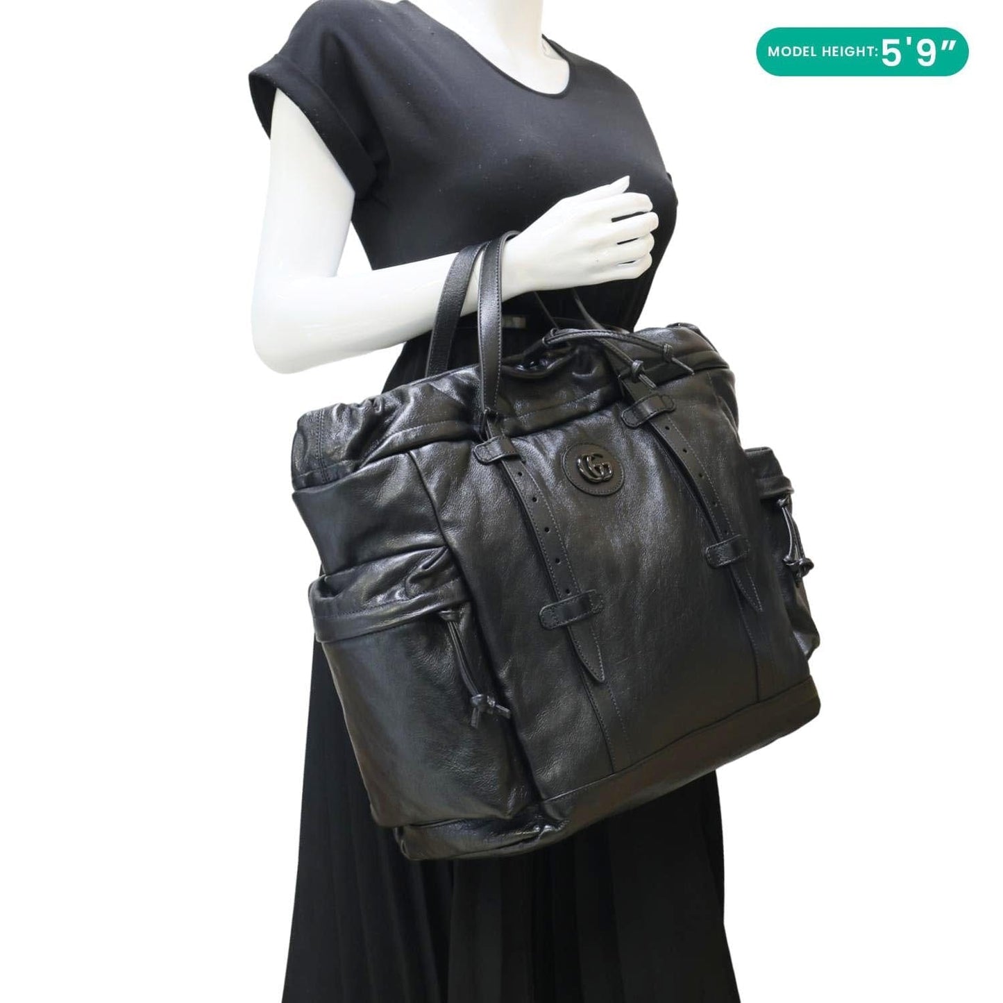 GUCCI Piuma Monochrome Leather Drawstring Bag Black 725664