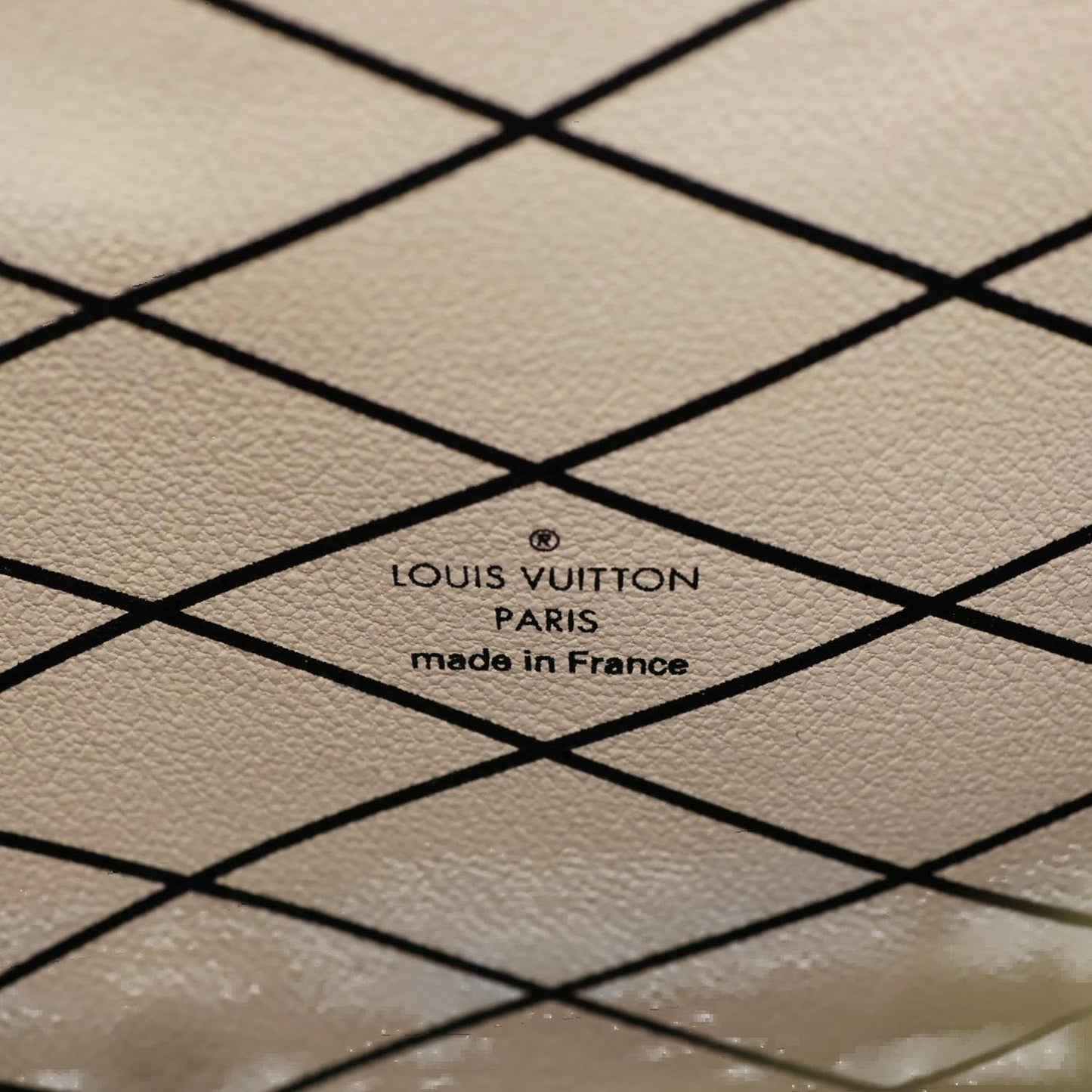 LOUIS VUITTON Trunk Clutch Reverse Monogram Crossbody Bag Brown