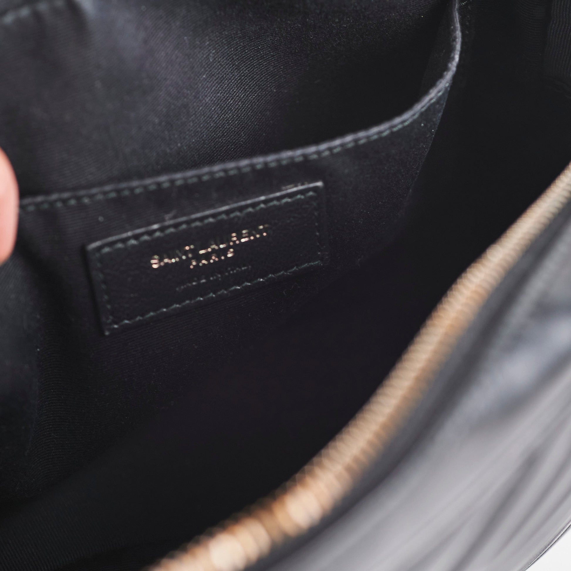 Saint Laurent Lou Crossbody - Rovelle Bags