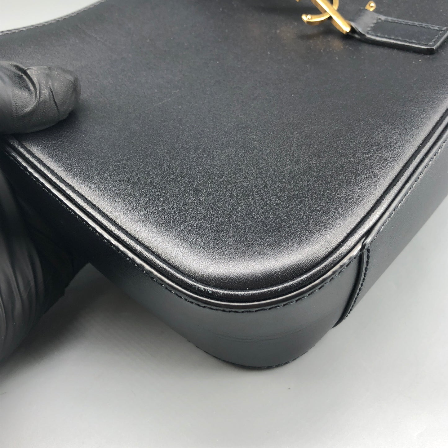 Saint Laurent Le 5 à 7 Smooth Leather Hobo Shoulder Bag Black