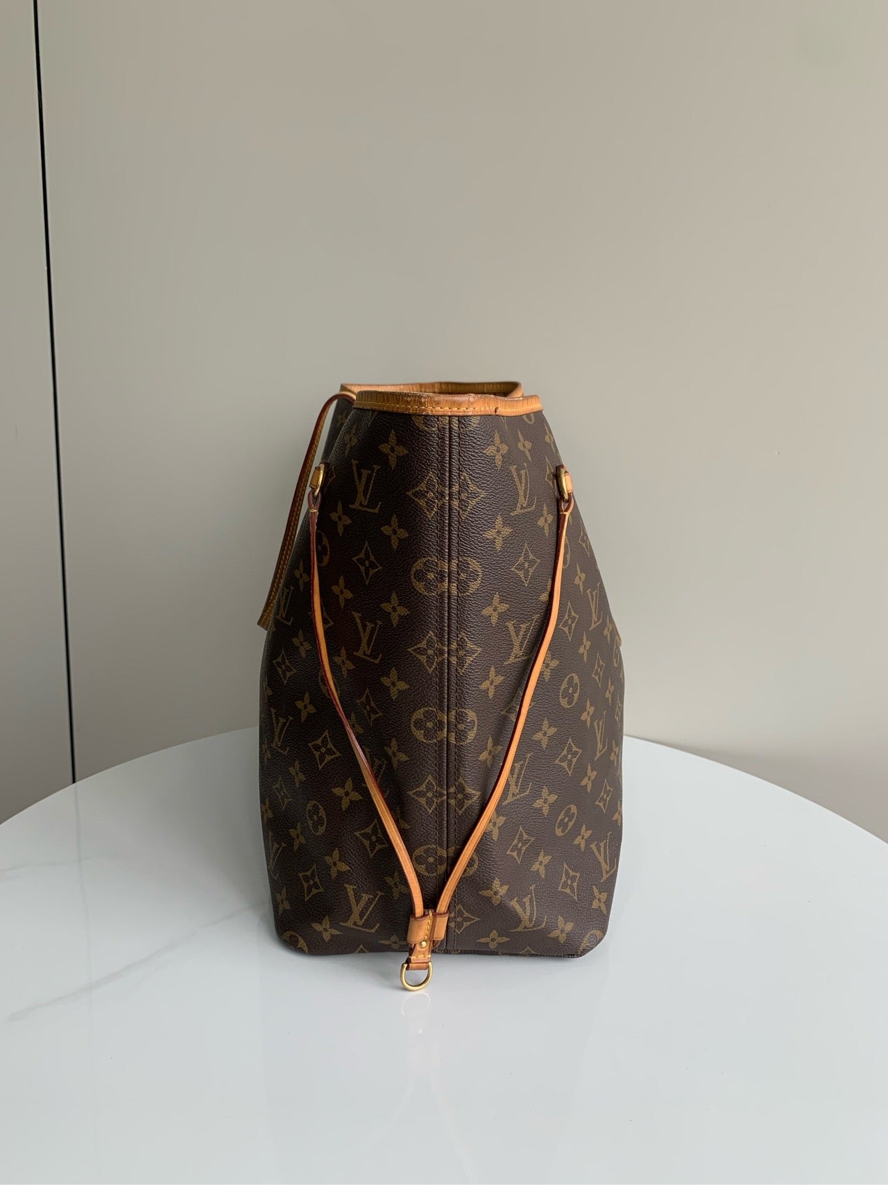 LOUIS VUITTON<br>Tote Bag