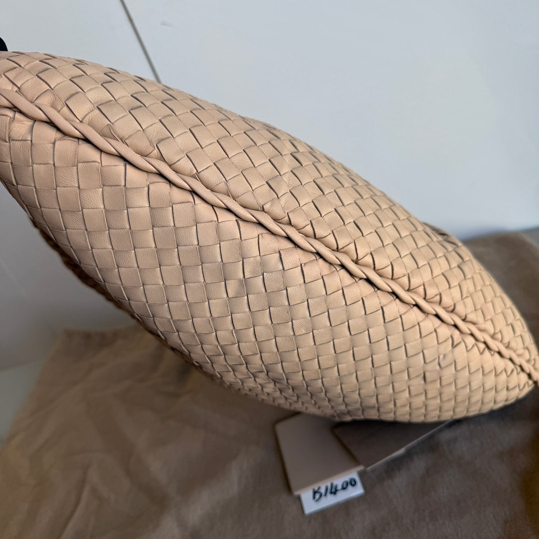 Bottega Veneta Veneta Shoulder Bag - Rovelle Bags
