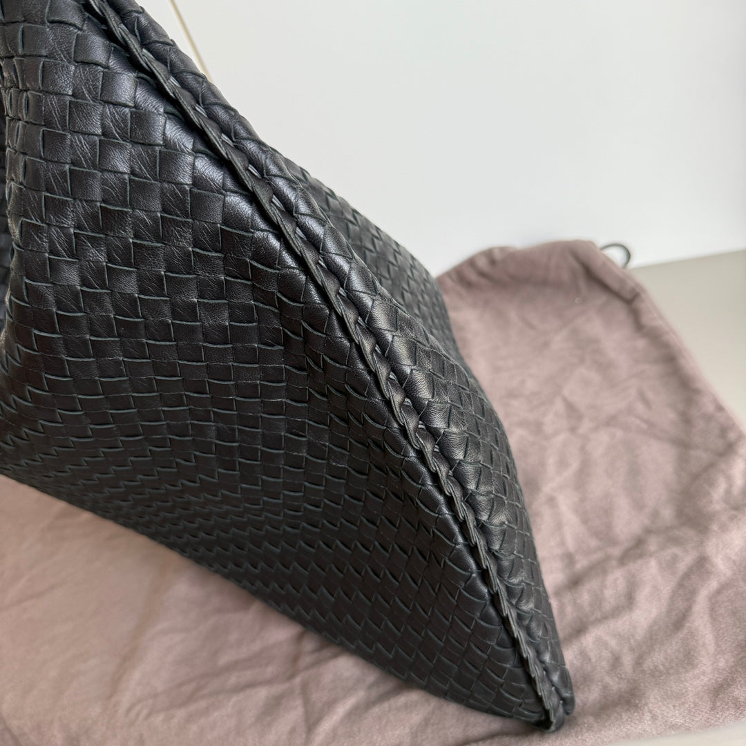 Bottega Veneta Veneta Shoulder Bag - Rovelle Bags