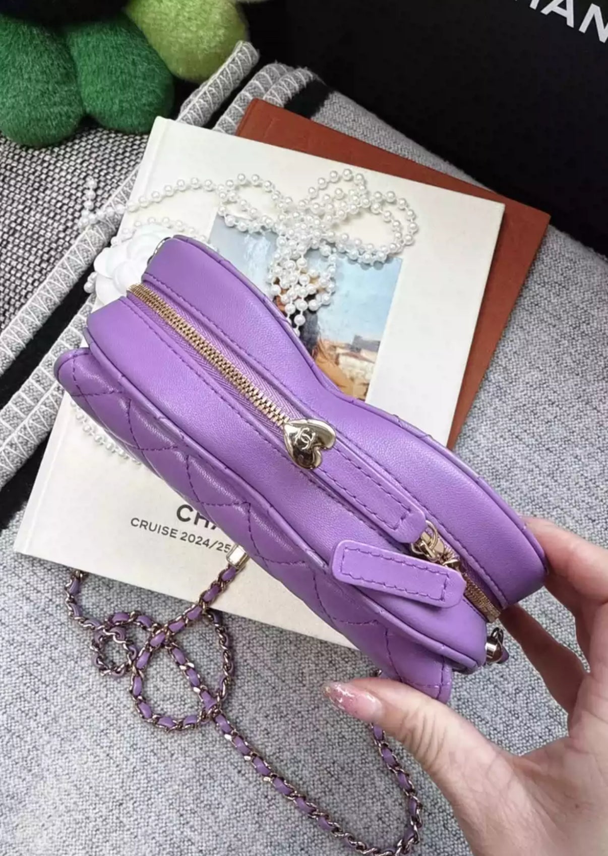 Chanel Chanel 22 Shoulder Bag - Rovelle Bags