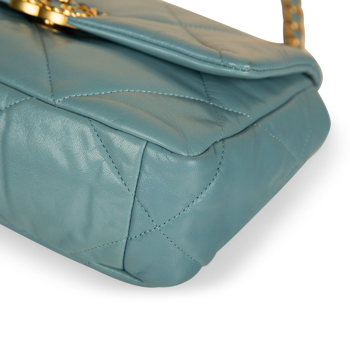 Chanel Chanel 19 Shoulder Bag - Rovelle Bags