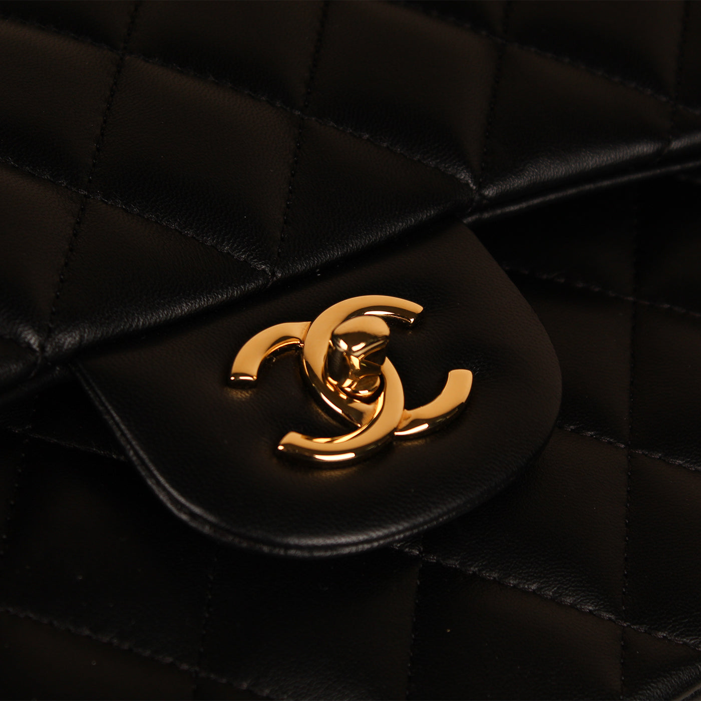 Chanel Classic Flap Shoulder Bag - Rovelle Bags